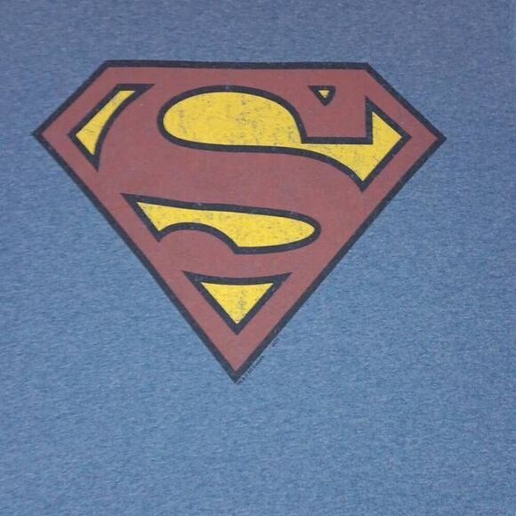 Old Navy Superman Tshirt Size Large  PTP 21" Length 29" - Picture 1 of 6